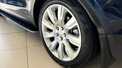 2019 (69) LAND ROVER DISCOVERY 3.0 SD6 HSE Luxury 5dr Auto 3513438