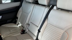 2019 (69) LAND ROVER DISCOVERY 3.0 SD6 HSE Luxury 5dr Auto 3513431