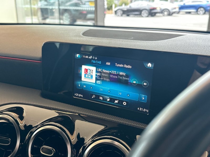 2018 (68) MERCEDES-BENZ A CLASS A250 AMG Line 5dr Auto 3522514