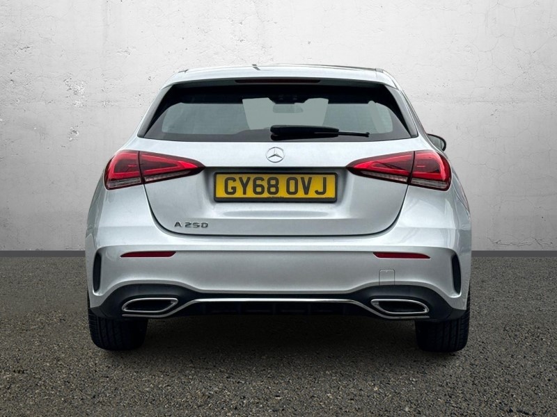 2018 (68) MERCEDES-BENZ A CLASS A250 AMG Line 5dr Auto 3522497