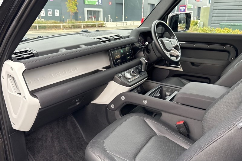 2023 (23) LAND ROVER DEFENDER 3.0 D250 X-Dynamic SE 90 3dr Auto 3535115
