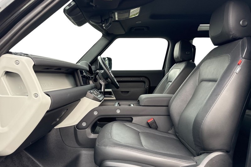 2023 (23) LAND ROVER DEFENDER 3.0 D250 X-Dynamic SE 90 3dr Auto 3535085