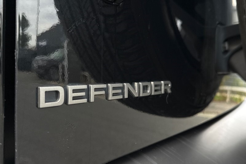 2023 (23) LAND ROVER DEFENDER 3.0 D250 X-Dynamic SE 90 3dr Auto 3535121