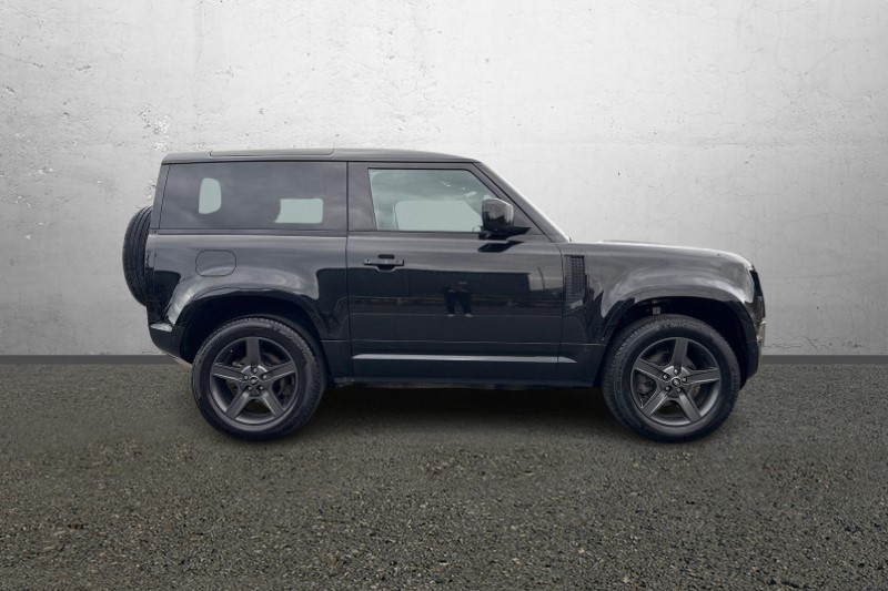 2023 (23) LAND ROVER DEFENDER 3.0 D250 X-Dynamic SE 90 3dr Auto 3535087