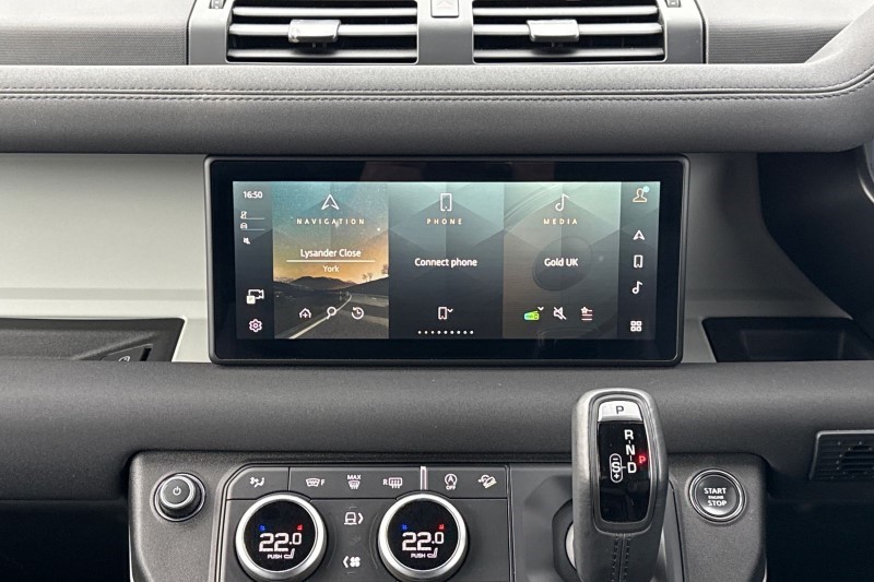 2023 (23) LAND ROVER DEFENDER 3.0 D250 X-Dynamic SE 90 3dr Auto 3535103