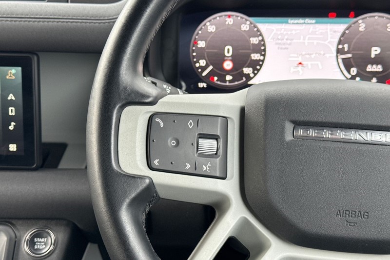 2023 (23) LAND ROVER DEFENDER 3.0 D250 X-Dynamic SE 90 3dr Auto 3535100
