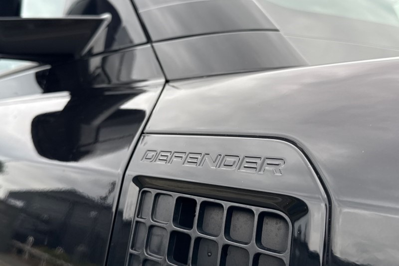 2023 (23) LAND ROVER DEFENDER 3.0 D250 X-Dynamic SE 90 3dr Auto 3535122
