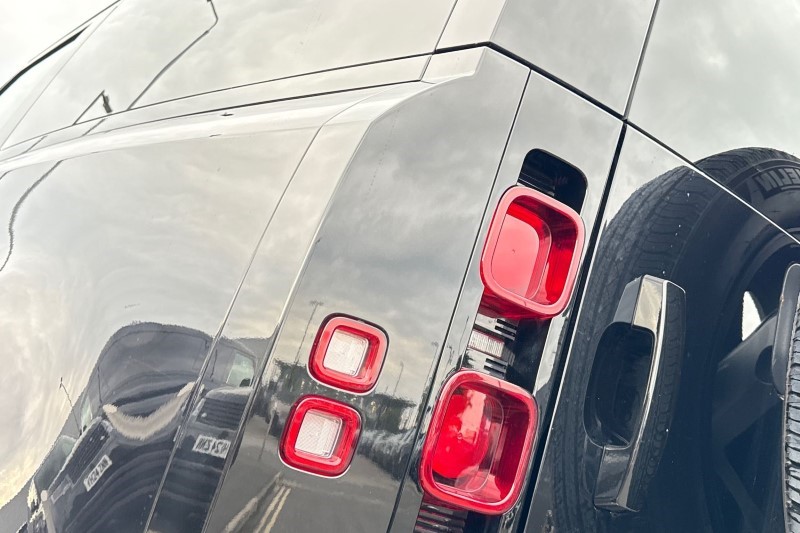 2023 (23) LAND ROVER DEFENDER 3.0 D250 X-Dynamic SE 90 3dr Auto 3535120