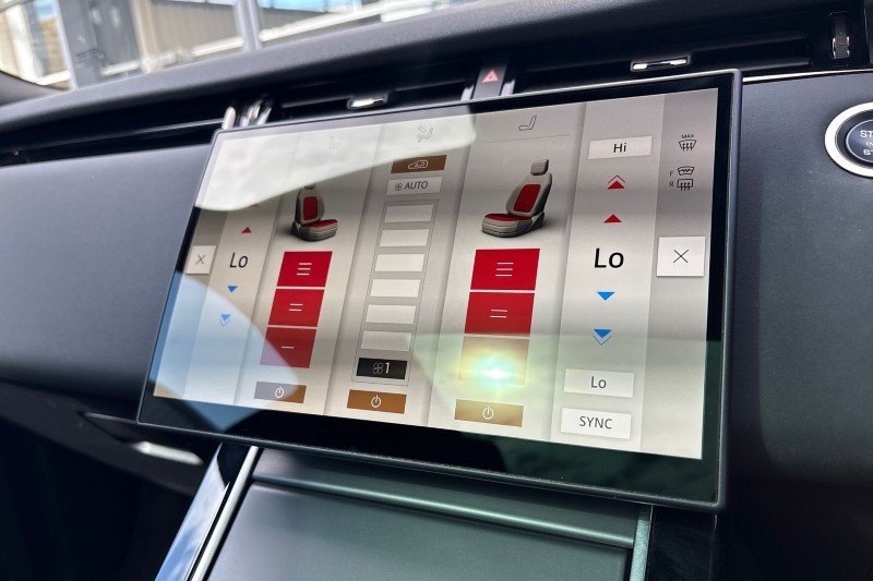 2024 (24) LAND ROVER RANGE ROVER EVOQUE 2.0 D200 Dynamic SE 5dr Auto 5240001