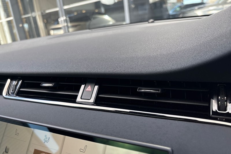 2024 (24) LAND ROVER RANGE ROVER EVOQUE 2.0 D200 Dynamic SE 5dr Auto 5240002