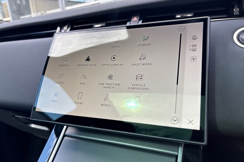 2024 (24) LAND ROVER RANGE ROVER EVOQUE 2.0 D200 Dynamic SE 5dr Auto 5239998