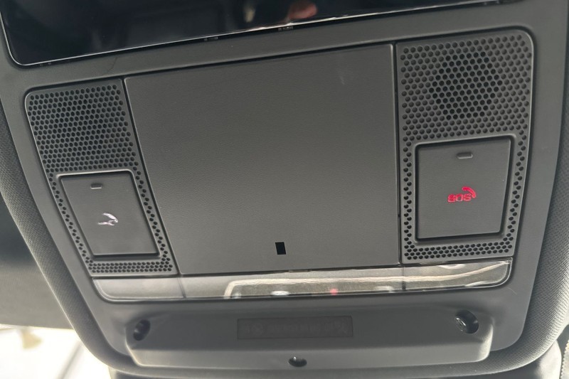 2023 (23) LAND ROVER RANGE ROVER EVOQUE 2.0 D200 R-Dynamic S 5dr Auto 5161165