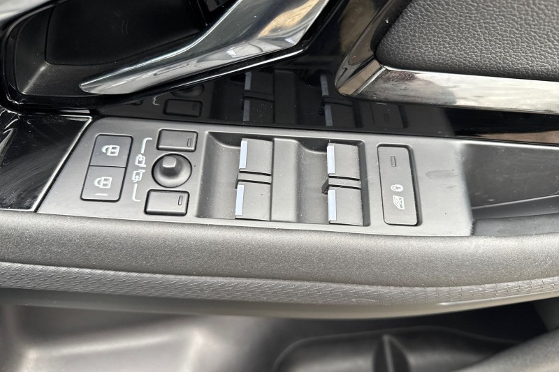 2023 (23) LAND ROVER RANGE ROVER EVOQUE 2.0 D200 R-Dynamic S 5dr Auto 5161167