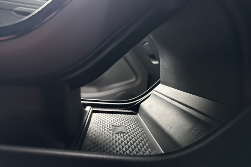 2023 (23) LAND ROVER RANGE ROVER EVOQUE 2.0 D200 R-Dynamic S 5dr Auto 5161182