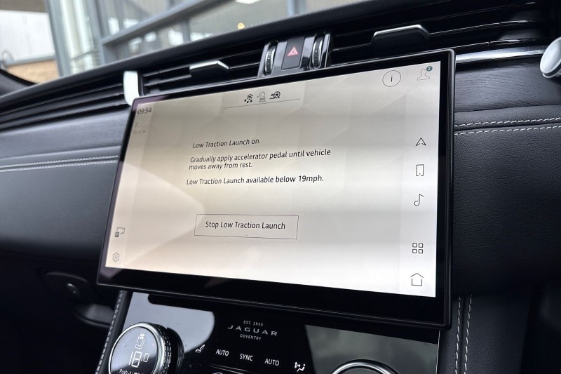 2022 (22) JAGUAR F-PACE 2.0 D200 R-Dynamic HSE 5dr Auto AWD 5170483