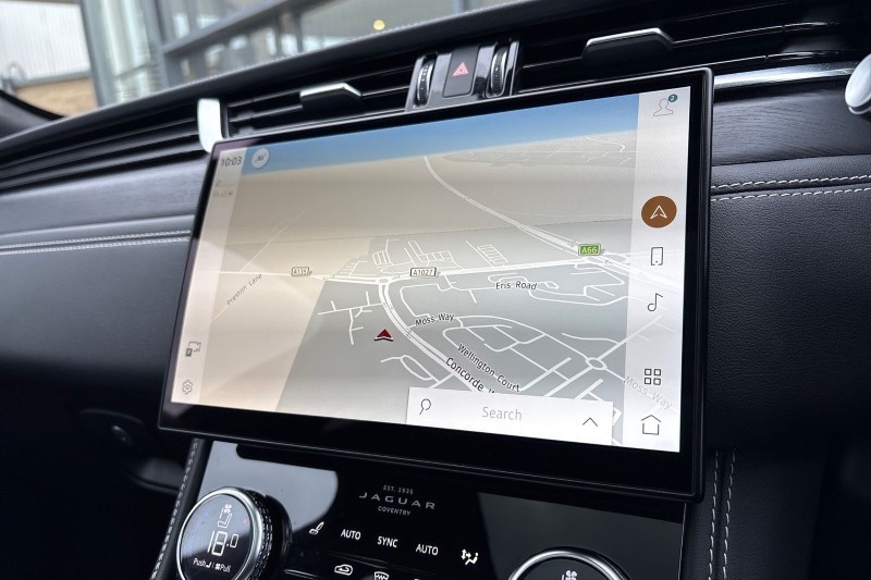 2022 (22) JAGUAR F-PACE 2.0 D200 R-Dynamic HSE 5dr Auto AWD 5170455