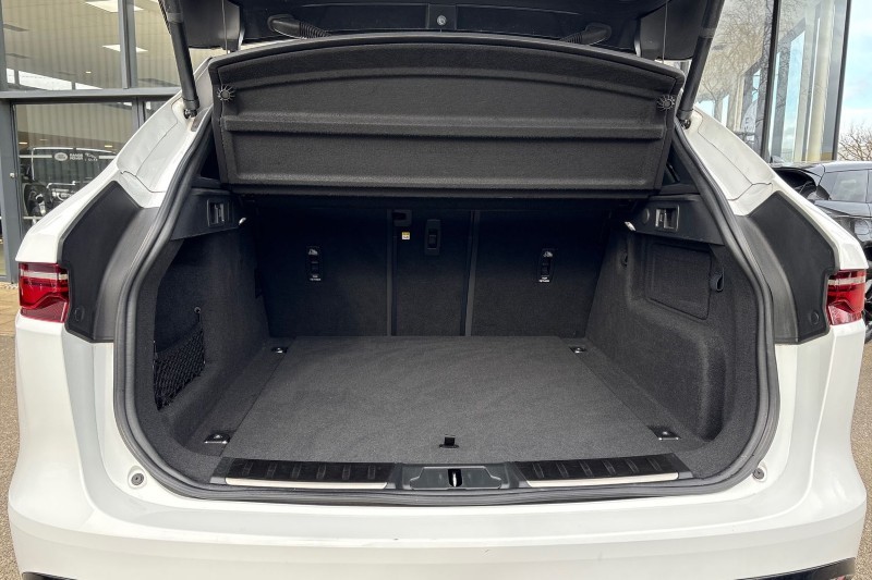 2022 (22) JAGUAR F-PACE 2.0 D200 R-Dynamic HSE 5dr Auto AWD 5170454