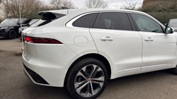 2022 (22) JAGUAR F-PACE 2.0 D200 R-Dynamic HSE 5dr Auto AWD 5170498