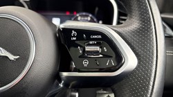 2022 (22) JAGUAR F-PACE 2.0 D200 R-Dynamic HSE 5dr Auto AWD 5170473