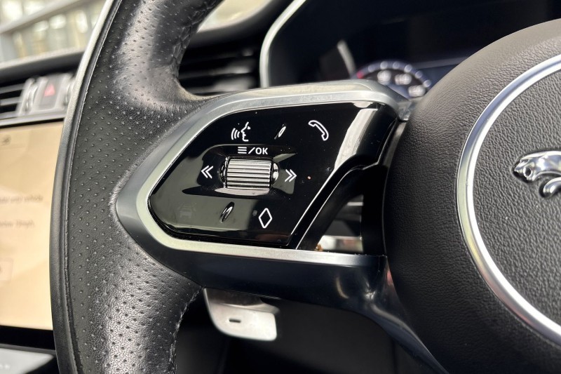 2022 (22) JAGUAR F-PACE 2.0 D200 R-Dynamic HSE 5dr Auto AWD 5170472