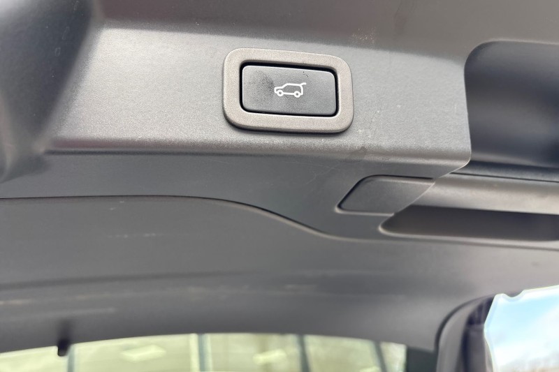 2022 (22) JAGUAR F-PACE 2.0 D200 R-Dynamic HSE 5dr Auto AWD 5170487