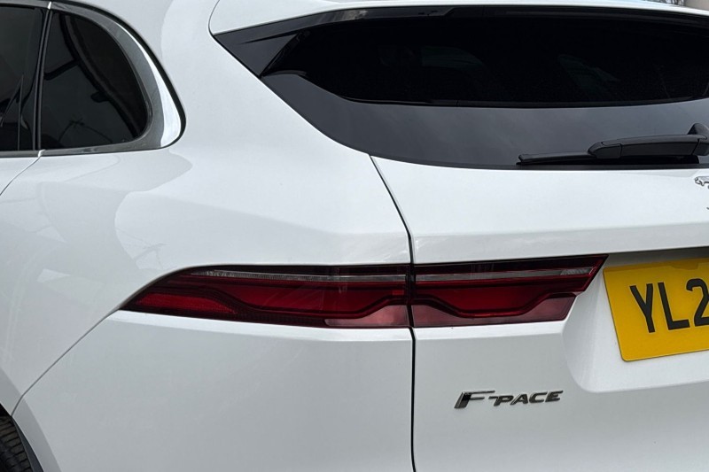 2022 (22) JAGUAR F-PACE 2.0 D200 R-Dynamic HSE 5dr Auto AWD 5170463