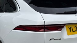 2022 (22) JAGUAR F-PACE 2.0 D200 R-Dynamic HSE 5dr Auto AWD 5170463