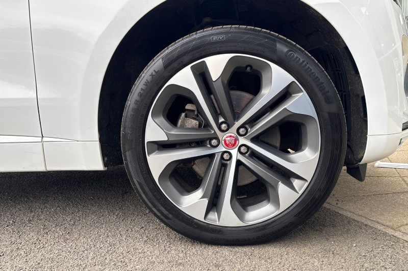 2022 (22) JAGUAR F-PACE 2.0 D200 R-Dynamic HSE 5dr Auto AWD 5170452