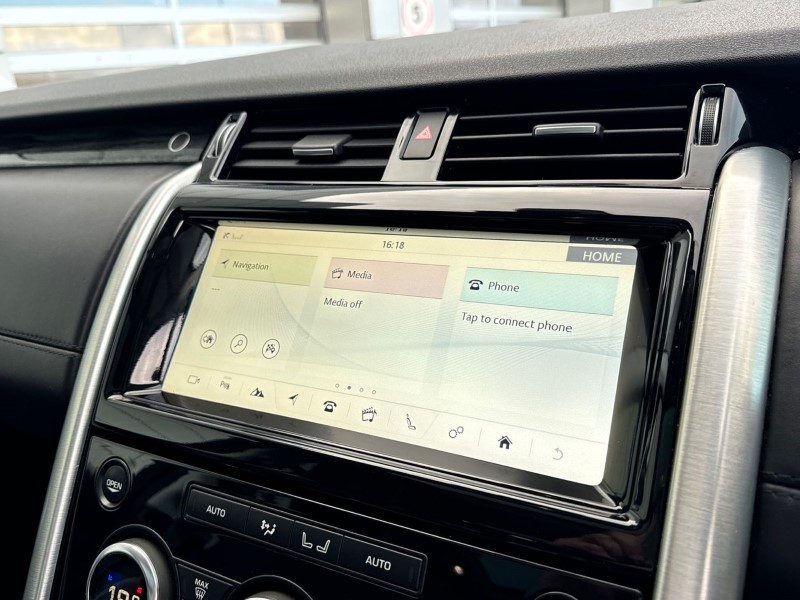 2018 (18) LAND ROVER DISCOVERY 3.0 TD6 HSE Luxury 5dr Auto 3590269