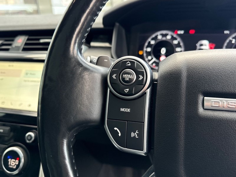 2018 (18) LAND ROVER DISCOVERY 3.0 TD6 HSE Luxury 5dr Auto 3590265