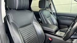 2018 (18) LAND ROVER DISCOVERY 3.0 TD6 HSE Luxury 5dr Auto 3590263