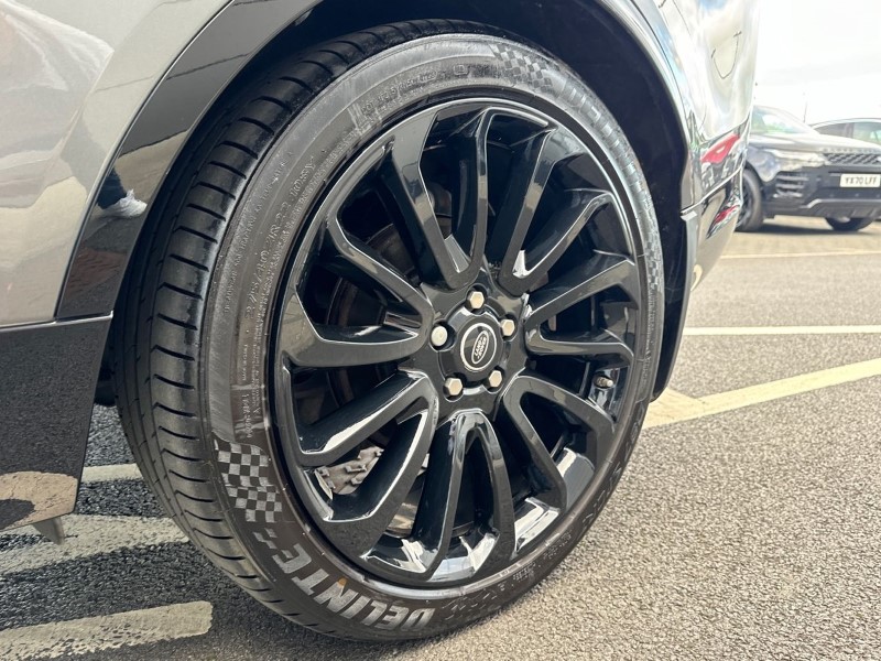 2018 (18) LAND ROVER DISCOVERY 3.0 TD6 HSE Luxury 5dr Auto 3590298