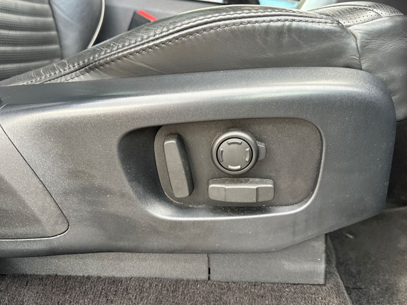 2018 (18) LAND ROVER DISCOVERY 3.0 TD6 HSE Luxury 5dr Auto 3590261