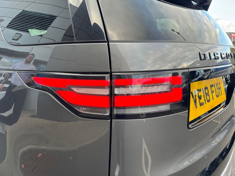 2018 (18) LAND ROVER DISCOVERY 3.0 TD6 HSE Luxury 5dr Auto 3590290