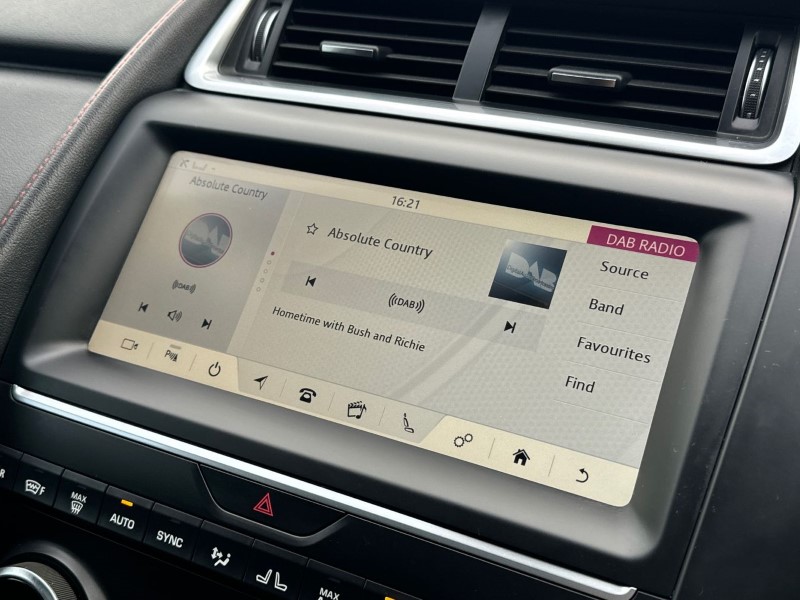 2020 (70) JAGUAR E-PACE 2.0d [180] Chequered Flag Edition 5dr Auto 3578791