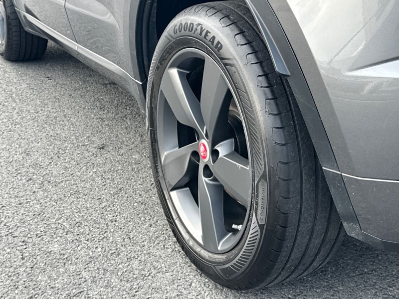 2020 (70) JAGUAR E-PACE 2.0d [180] Chequered Flag Edition 5dr Auto 3578804