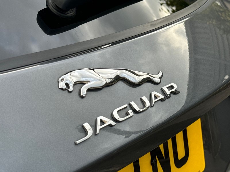2020 (70) JAGUAR E-PACE 2.0d [180] Chequered Flag Edition 5dr Auto 3578810