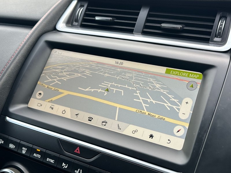 2020 (70) JAGUAR E-PACE 2.0d [180] Chequered Flag Edition 5dr Auto 3578789