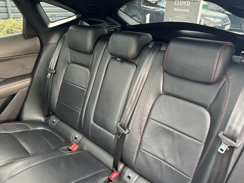 2020 (70) JAGUAR E-PACE 2.0d [180] Chequered Flag Edition 5dr Auto 3578798