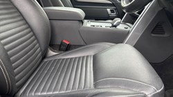 2023 (23) LAND ROVER COMMERCIAL DISCOVERY 3.0 D300 R-Dynamic SE Commercial Auto 5219106