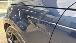 2023 (23) LAND ROVER COMMERCIAL DISCOVERY 3.0 D300 R-Dynamic SE Commercial Auto 5219100