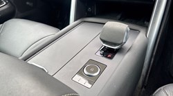 2023 (23) LAND ROVER COMMERCIAL DISCOVERY 3.0 D300 R-Dynamic SE Commercial Auto 5219093