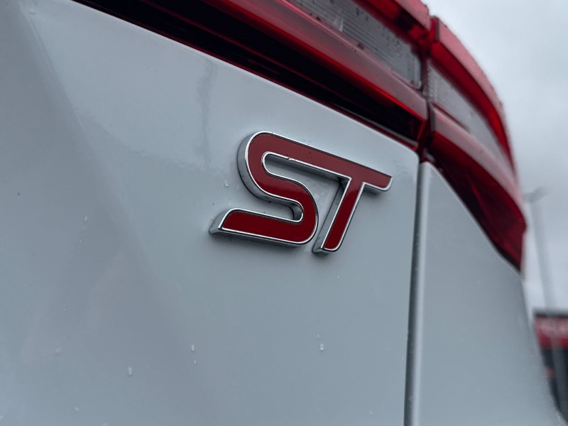 2023 (73) FORD FOCUS 2.3 EcoBoost ST 5dr 3547335