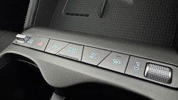 BYD ATTO 2 1.5 DM-i 212 Boost 5dr Auto 5733194