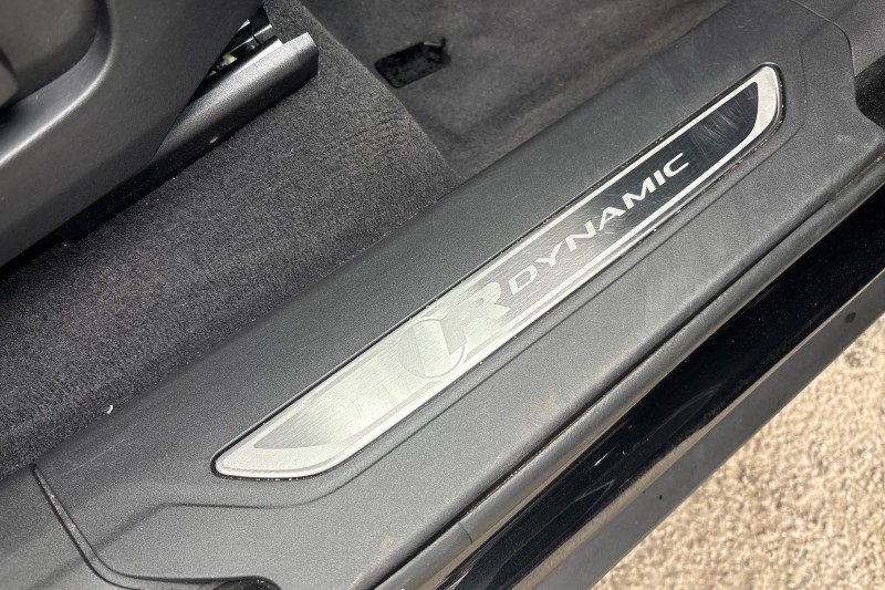 2023 (72) JAGUAR F-PACE 2.0 D200 R-Dynamic Black 5dr Auto AWD 5156239