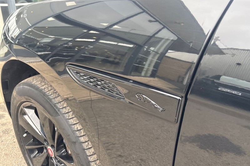 2023 (72) JAGUAR F-PACE 2.0 D200 R-Dynamic Black 5dr Auto AWD 5156218