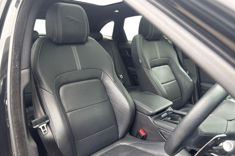 2023 (72) JAGUAR F-PACE 2.0 D200 R-Dynamic Black 5dr Auto AWD 5156224