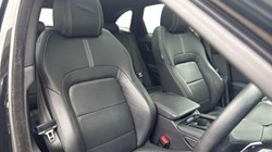 2023 (72) JAGUAR F-PACE 2.0 D200 R-Dynamic Black 5dr Auto AWD 5156224