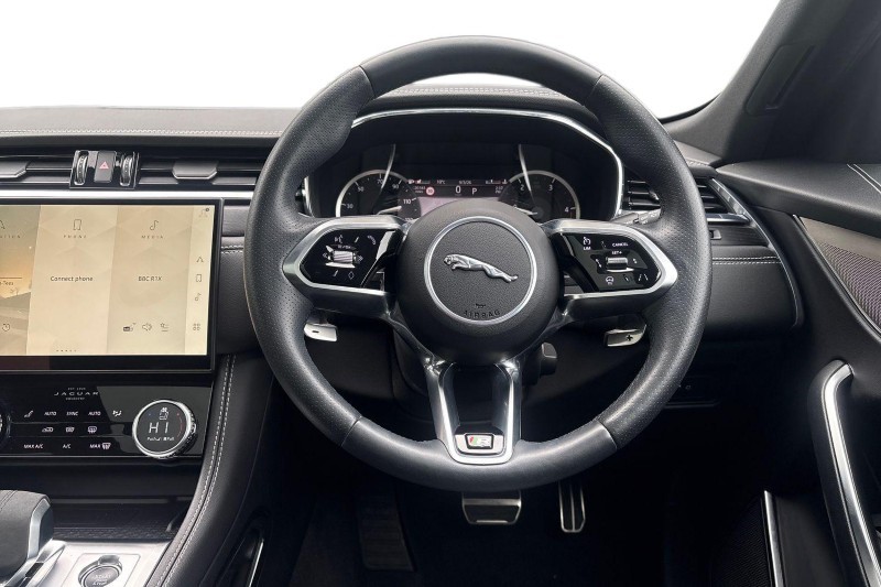 2023 (72) JAGUAR F-PACE 2.0 D200 R-Dynamic Black 5dr Auto AWD 5156213