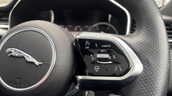 2023 (72) JAGUAR F-PACE 2.0 D200 R-Dynamic Black 5dr Auto AWD 5156227